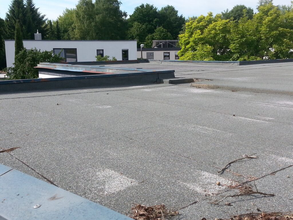 epdm-aanbrengen-op-bitumen-dakbedekking